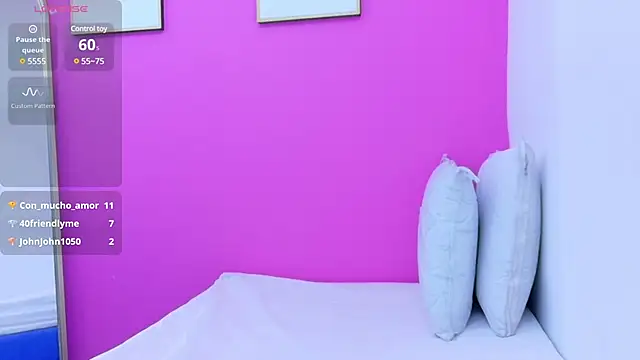 yourcuteneighbourr webcam