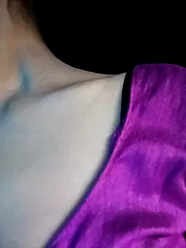Kajal-Mehra webcam