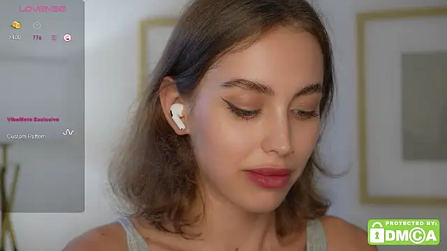 LeonaDecabrio webcam
