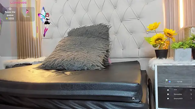 Alexa_Bravva webcam