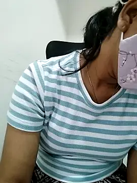 Alekhyaa-Lovely webcam