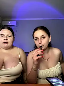KatrinaWoolf webcam