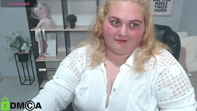 PlusGodess webcam