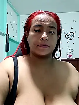 NatalySexxxMilk webcam