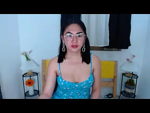 XJuanitaBananaX webcam