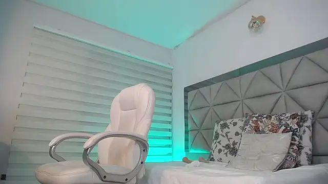 nana_levy webcam