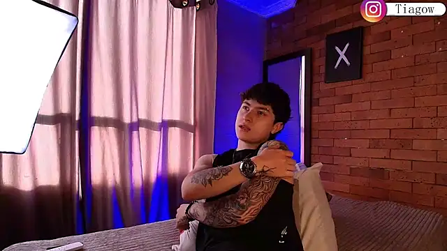 Ares_Dickson webcam