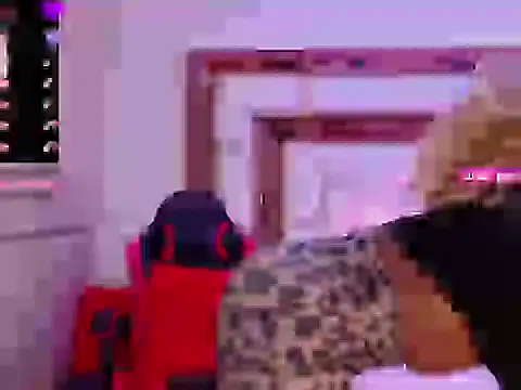 Aliana_Ross webcam