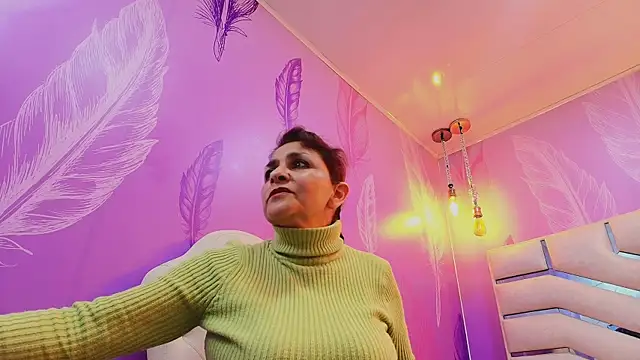 Yara_Stone webcam