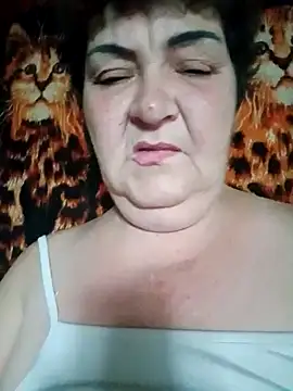 lipsmamy - Lipsmamy's free webcam - UK Sex Cams