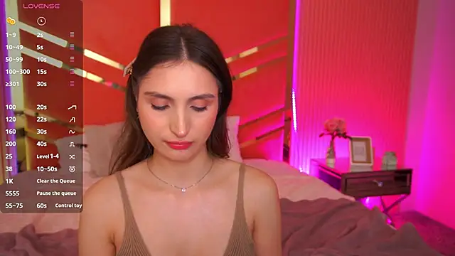 JanieFoxy webcam