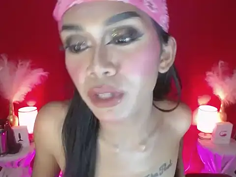 horsecock_isinthehouse webcam