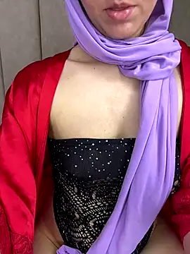 Webcam Model (_lidharaa)  is live.Free join now!