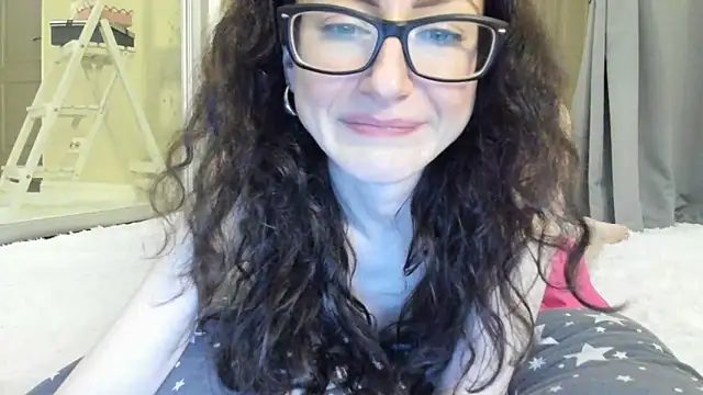 Baby_Jewel webcam
