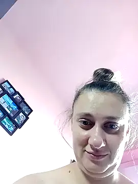 SexyAmanda33 webcam