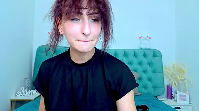 Little_nika- webcam