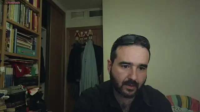 curiosillo83 webcam