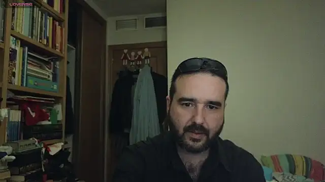 curiosillo83 webcam