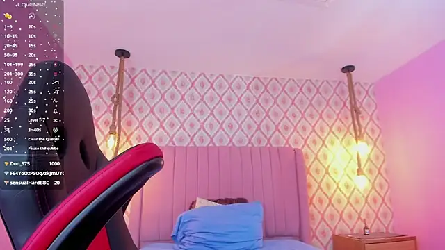 striptease webcam TRACY WALSH1