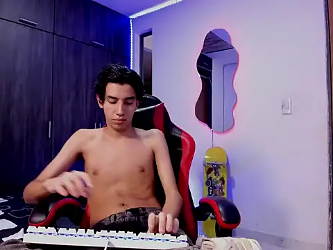 webcam nude Alan Boy01