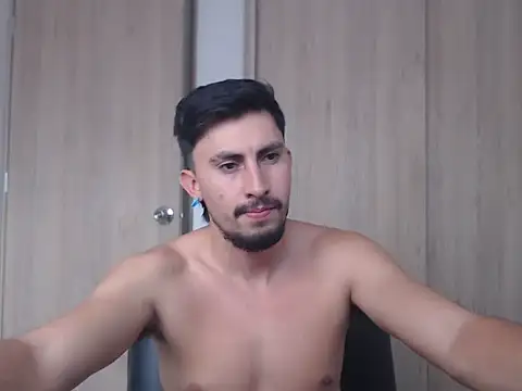 ChrisDamon webcam