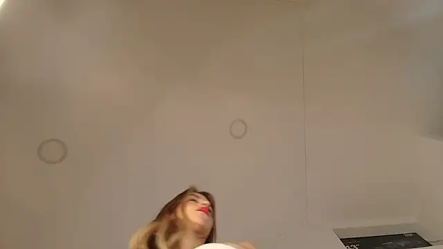 Barbiie_98 webcam