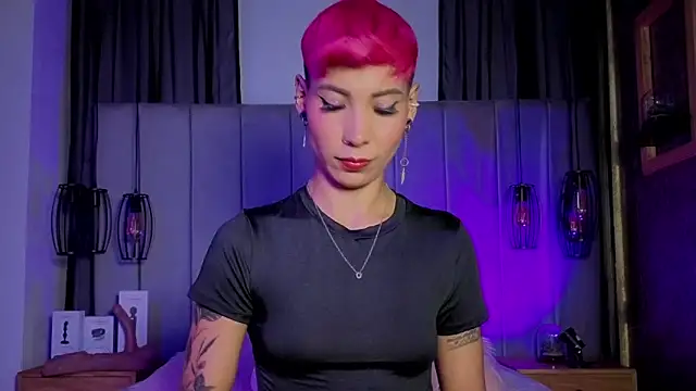 MiaMorgan_ webcam