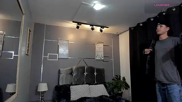 Christopher_77 webcam