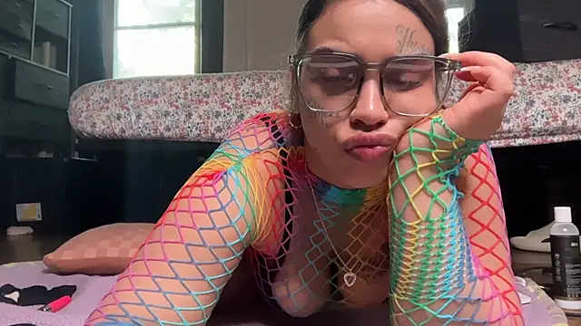 AlyCakes212 webcam