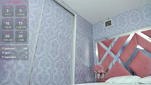 Lhea_Foxx webcam