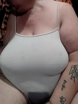 lipsmamy