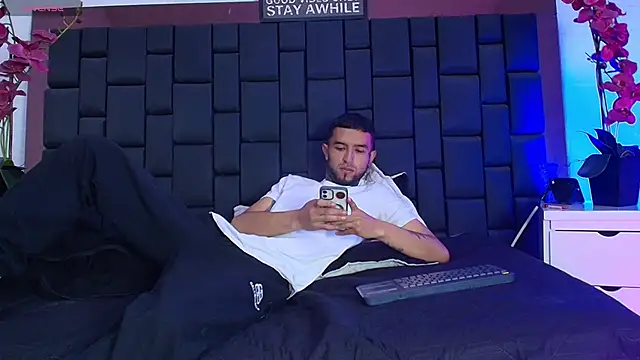 LK_barber_ webcam