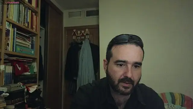 curiosillo83 webcam