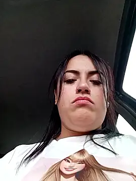 lesly_10- - Lesly_10-'s free webcam - UK Sex Cams