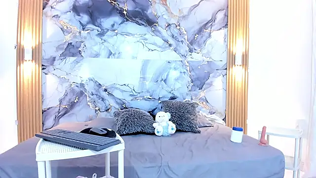 luna_hoott webcam