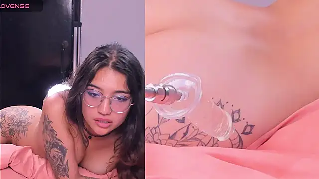 Tiffanynau webcam
