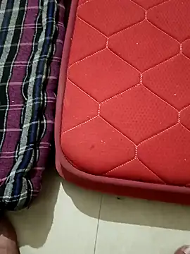 Shubu_76 webcam