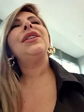 sexcam  Abril-Office1