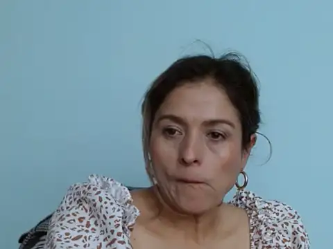 linda-mature43 webcam