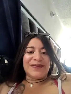 Alona_Evans