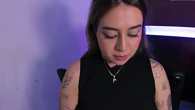AnnikaMerliahh_ webcam