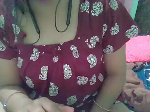 kushi25_bangalore webcam