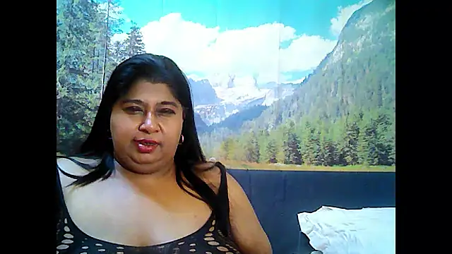 indianhoney694u webcam