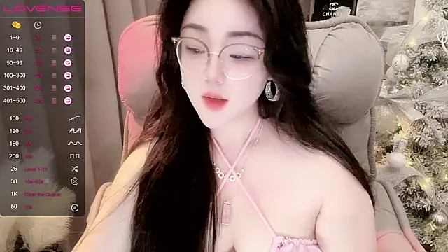 Monica-888 webcam