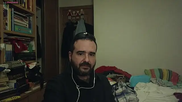curiosillo83 webcam