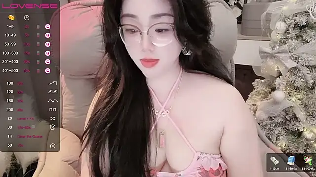 Monica-888 webcam