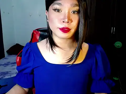  Urassiansweetcummer chat room