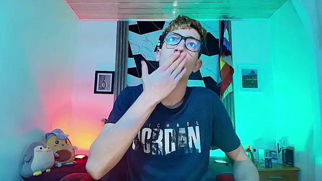 Erik_Osorio webcam