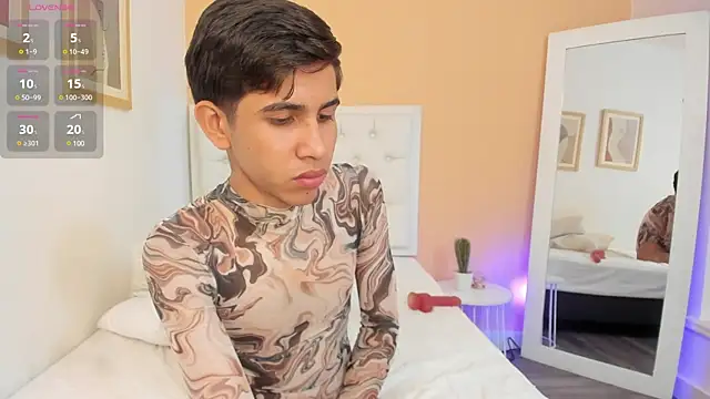 JoshuaSanzz webcam