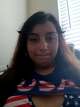 CharmingMaddie webcam